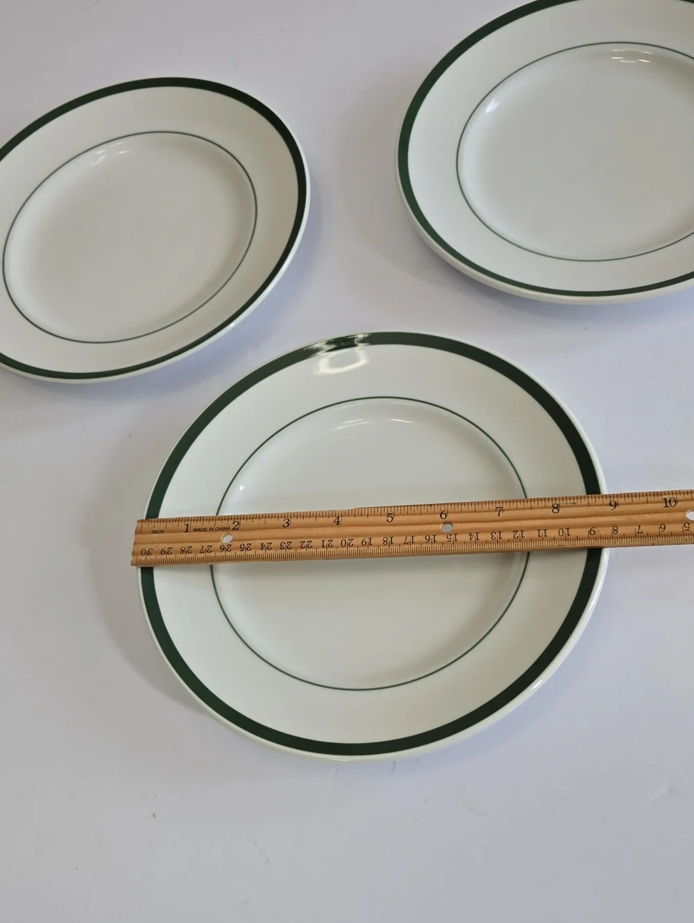 Williams Sonoma Set Of 3 Brasserie Salad Plates Porcelain White Green Rim Japan